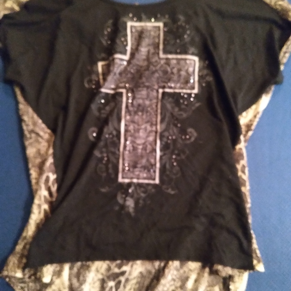Women's shirt